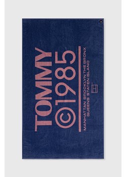 Tommy Jeans ręcznik bawełniany kolor niebieski UU0UU00090 ze sklepu ANSWEAR.com w kategorii Ręczniki - zdjęcie 171831708
