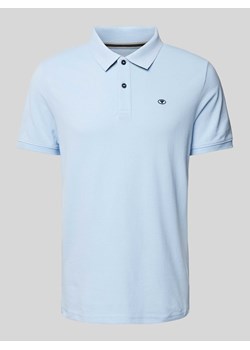 Koszulka polo w jednolitym kolorze z wyhaftowanym logo ze sklepu Peek&Cloppenburg  w kategorii T-shirty męskie - zdjęcie 171932905