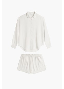 Piżama muślinowa oversize koszula i krótkie spodenki - ecru - Atlantic ze sklepu 5.10.15 w kategorii Piżamy damskie - zdjęcie 171932998