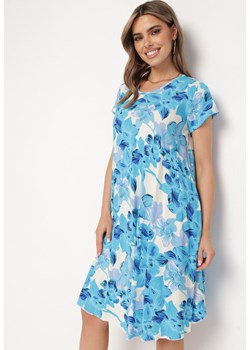 Niebieska Pudełkowa Sukienka z Wiskozy w Kwiaty Timanee ze sklepu Born2be Odzież w kategorii Sukienki - zdjęcie 171942339