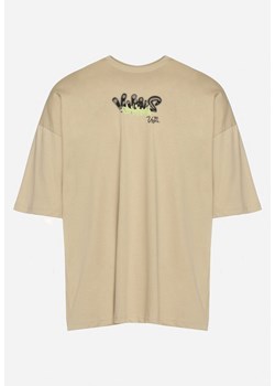 Beżowa Koszulka z Bawełny Ozdobiona Nadrukiem i Naszywką Nanesha ze sklepu Born2be Odzież w kategorii T-shirty męskie - zdjęcie 171942468