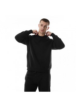 Męska bluza dresowa nierozpinana bez kaptura Champion Crewneck Hooded Sweatshirt - czarna ze sklepu Sportstylestory.com w kategorii Bluzy męskie - zdjęcie 171943735
