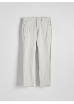 Reserved - Spodnie chino slim fit - jasnoszary ze sklepu Reserved w kategorii Spodnie męskie - zdjęcie 171945207