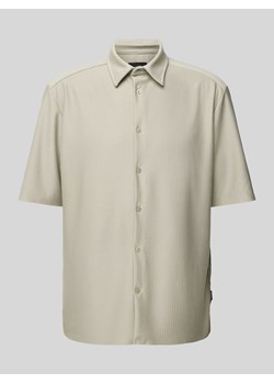 Koszula casualowa o kroju relaxed fit z drobnym prążkowaniem model ‘BOYY LIFE’ ze sklepu Peek&Cloppenburg  w kategorii Koszule męskie - zdjęcie 171952328