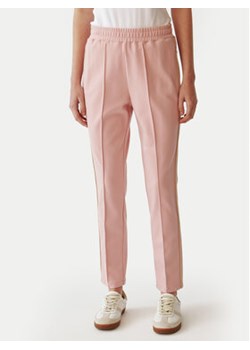 Tatuum Spodnie materiałowe Lamiko 1 T2404.145 Różowy Regular Fit ze sklepu MODIVO w kategorii Spodnie damskie - zdjęcie 171953757