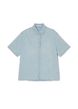 Cropp - Koszula denim oversize z krótkim rękawem - niebieski ze sklepu Cropp w kategorii Koszule damskie - zdjęcie 171963849
