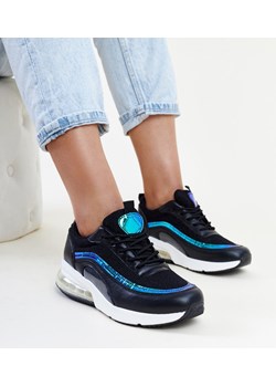 Czarne sneakersy z hologramem Jelka ze sklepu gemre w kategorii Buty sportowe damskie - zdjęcie 171977626