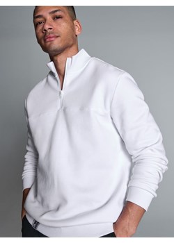 Sinsay - Bluza ze stójką - biały ze sklepu Sinsay w kategorii Bluzy męskie - zdjęcie 171980017