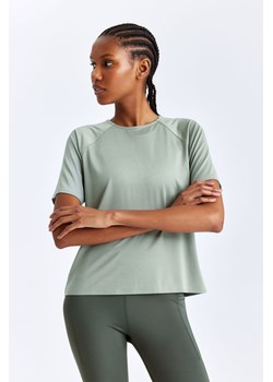 H & M - Sportowy T-shirt z siateczki DryMove - Zielony ze sklepu H&M w kategorii Bluzki damskie - zdjęcie 171983245