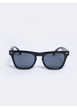 Okulary przeciwsłoneczne męskie czarne Mumer 906 ze sklepu Big Star w kategorii Okulary przeciwsłoneczne męskie - zdjęcie 171983825