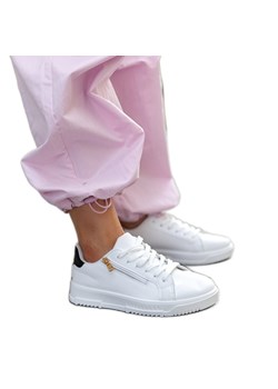 Białe sneakersy z suwakiem na boku Shanna ze sklepu ButyModne.pl w kategorii Trampki damskie - zdjęcie 171990177