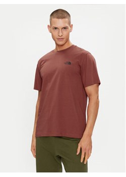 The North Face T-Shirt Simple Dome NF0A87NG Czerwony Regular Fit ze sklepu MODIVO w kategorii T-shirty męskie - zdjęcie 171991236