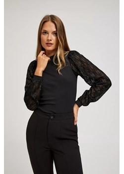 Bluzka z ozdobnymi rękawami czarna ze sklepu Moodo.pl w kategorii Bluzki damskie - zdjęcie 171998848