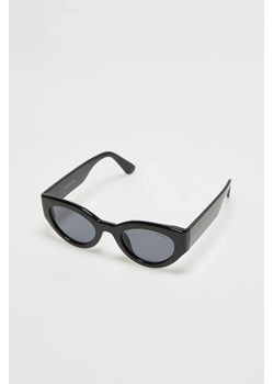 Okulary z grubymi oprawkami czarne ze sklepu Moodo.pl w kategorii Okulary przeciwsłoneczne damskie - zdjęcie 172000748