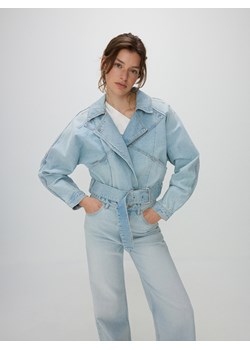Reserved - Krótka jeansowa kurtka z paskiem - niebieski ze sklepu Reserved w kategorii Kurtki damskie - zdjęcie 172001486