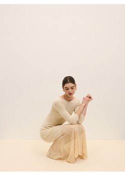 Reserved - Dzianinowa sukienka maxi - kremowy ze sklepu Reserved w kategorii Sukienki - zdjęcie 172011557