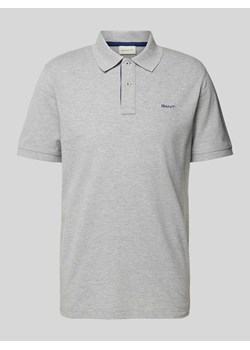 Koszulka polo o kroju regular fit z wyhaftowanym logo ze sklepu Peek&Cloppenburg  w kategorii T-shirty męskie - zdjęcie 172024248