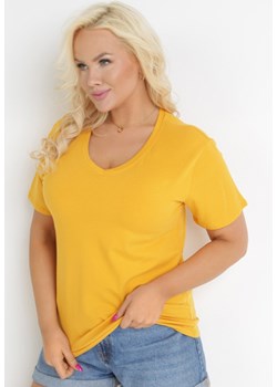 Żółty T-shirt Genilin ze sklepu Born2be Odzież w kategorii Bluzki damskie - zdjęcie 172030249