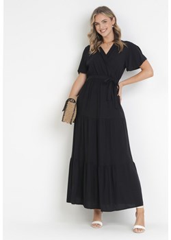 Czarna Rozkloszowana Sukienka Maxi z Wiązanym Paskiem Japhelia ze sklepu Born2be Odzież w kategorii Sukienki - zdjęcie 172031537