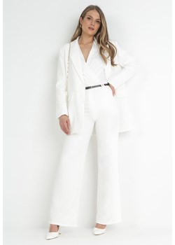 Białe Spodnie z Szerokimi Nogawkami i Paskiem z Klamrą Greesa ze sklepu Born2be Odzież w kategorii Spodnie damskie - zdjęcie 172031589