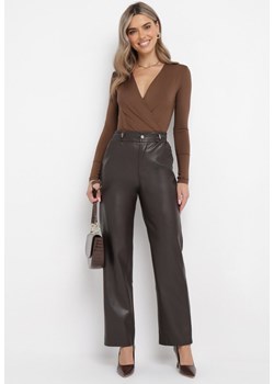 Brązowe Spodnie Regular z Imitacji Skóry Tinubara ze sklepu Born2be Odzież w kategorii Spodnie damskie - zdjęcie 172032536