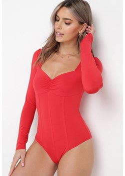 Czerwone Body z Przeszyciami Gorsetowymi Cristia ze sklepu Born2be Odzież w kategorii Bluzki damskie - zdjęcie 172032566