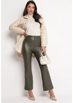 Zielone Szerokie Spodnie z Imitacji Skóry Pasinsa ze sklepu Born2be Odzież w kategorii Spodnie damskie - zdjęcie 172032709