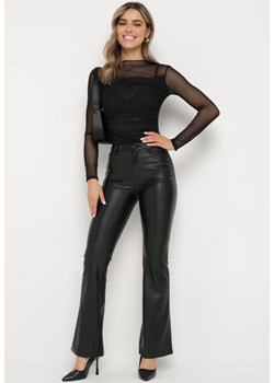 Czarne Spodnie o Fasonie Dzwonów z Imitacji Skóry Horellia ze sklepu Born2be Odzież w kategorii Spodnie damskie - zdjęcie 172032825