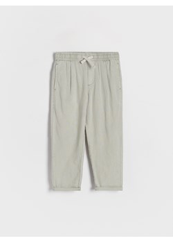 Reserved - Spodnie chino z lnem - oliwkowy ze sklepu Reserved w kategorii Spodnie chłopięce - zdjęcie 172034727
