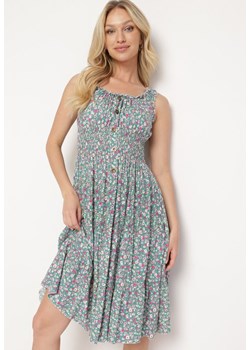 Zielona Rozkloszowana Sukienka w Drobne Kwiatki z Bawełny z Gumką w Pasie i Falbanką Lominae ze sklepu Born2be Odzież w kategorii Sukienki - zdjęcie 172046405