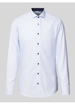 Koszula biznesowa o kroju slim fit z kołnierzykiem typu kent ze sklepu Peek&Cloppenburg  w kategorii Koszule męskie - zdjęcie 172048168