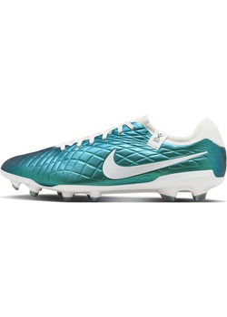 Korki piłkarskie typu low top na twardą murawę Nike Tiempo Emerald Legend 10 Pro - Zieleń ze sklepu Nike poland w kategorii Buty sportowe męskie - zdjęcie 172068436