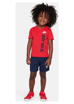 Zestaw ze spodenkami z dzianiny dresowej dla maluchów Nike Sportswear - Niebieski ze sklepu Nike poland w kategorii Komplety chłopięce - zdjęcie 172069665