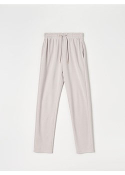 Sinsay - Spodnie z wiskozy - kremowy ze sklepu Sinsay w kategorii Spodnie damskie - zdjęcie 172079739