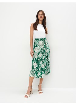 Mohito - Wiskozowa zielona spódnica midi - zielony ze sklepu Mohito w kategorii Spódnice - zdjęcie 172080478