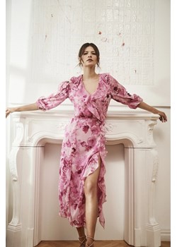 Sukienka z falbanami i kwiatowym wzorem różowa ze sklepu Moodo.pl w kategorii Sukienki - zdjęcie 172080897