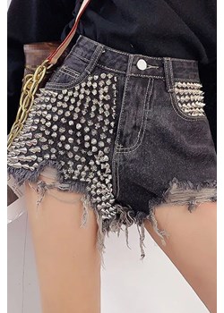 Krótkie spodnie RELINDA ze sklepu Ivet Shop w kategorii Szorty - zdjęcie 172094825