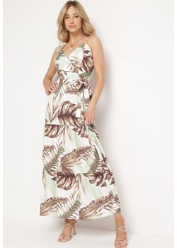 Jasnozielona Sukienka na Ramiączkach z Kopertowym Dekoltem i Motywem Florystycznym Obilena ze sklepu Born2be Odzież w kategorii Sukienki - zdjęcie 172095139