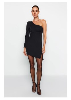 trendyol Sukienka w kolorze czarnym ze sklepu Limango Polska w kategorii Sukienki - zdjęcie 172103699