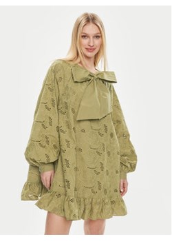 Custommade Sukienka codzienna Keera 999370434 Zielony Relaxed Fit ze sklepu MODIVO w kategorii Sukienki - zdjęcie 172104757