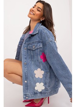 Damska kurtka jeansowa z kwiatową aplikacją NM-KR-G581.19, Kolor niebieski, Rozmiar XS, FactoryPrice ze sklepu Primodo w kategorii Kurtki damskie - zdjęcie 172109075
