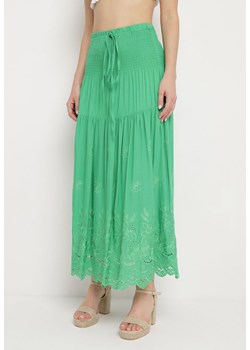 Zielona Bawełniana Spódnica Rozkloszowana Ozdobiona Haftem Folea ze sklepu Born2be Odzież w kategorii Spódnice - zdjęcie 172111465