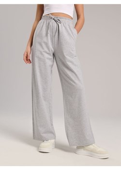 Sinsay - Spodnie dresowe - szary ze sklepu Sinsay w kategorii Spodnie damskie - zdjęcie 172114425