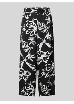 Spodnie materiałowe z szerokimi nogawkami i nadrukiem na całej powierzchni ze sklepu Peek&Cloppenburg  w kategorii Spodnie damskie - zdjęcie 172115149