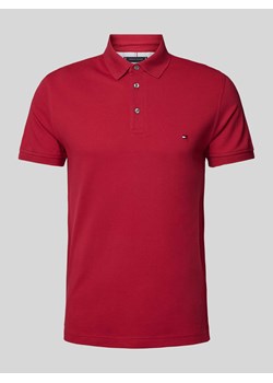 Koszulka polo o kroju slim fit z wyhaftowanym logo ze sklepu Peek&Cloppenburg  w kategorii T-shirty męskie - zdjęcie 172115439