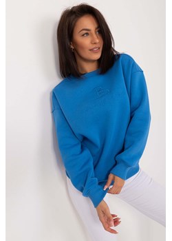 Ciemnoniebieska dresowa bluza oversize z naszywką ze sklepu 5.10.15 w kategorii Bluzy damskie - zdjęcie 172115918
