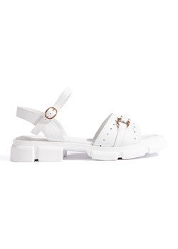 Goodin Skórzane białe sandały damskie ze sklepu ButyModne.pl w kategorii Sandały damskie - zdjęcie 172120359