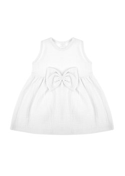 Muślinowa sukienka na ramiączkach dla dziewczynki w kolorze białym ze sklepu 5.10.15 w kategorii Sukienki dziewczęce - zdjęcie 172122109