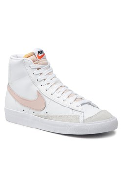 Sneakersy Nike Blazer Mid '77 CZ1055 118 Biały ze sklepu eobuwie.pl w kategorii Trampki damskie - zdjęcie 172125095