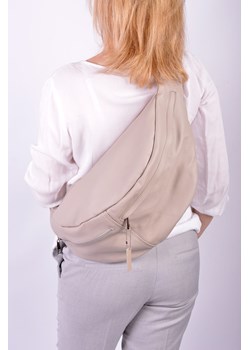 LASTRADA torebko-plecak ze sklepu Designs Fashion Store w kategorii Plecaki - zdjęcie 172125546